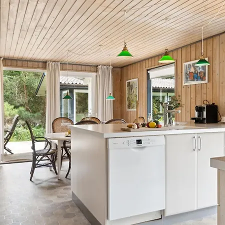 Mirzə - 250m From The Sea By Interhome
